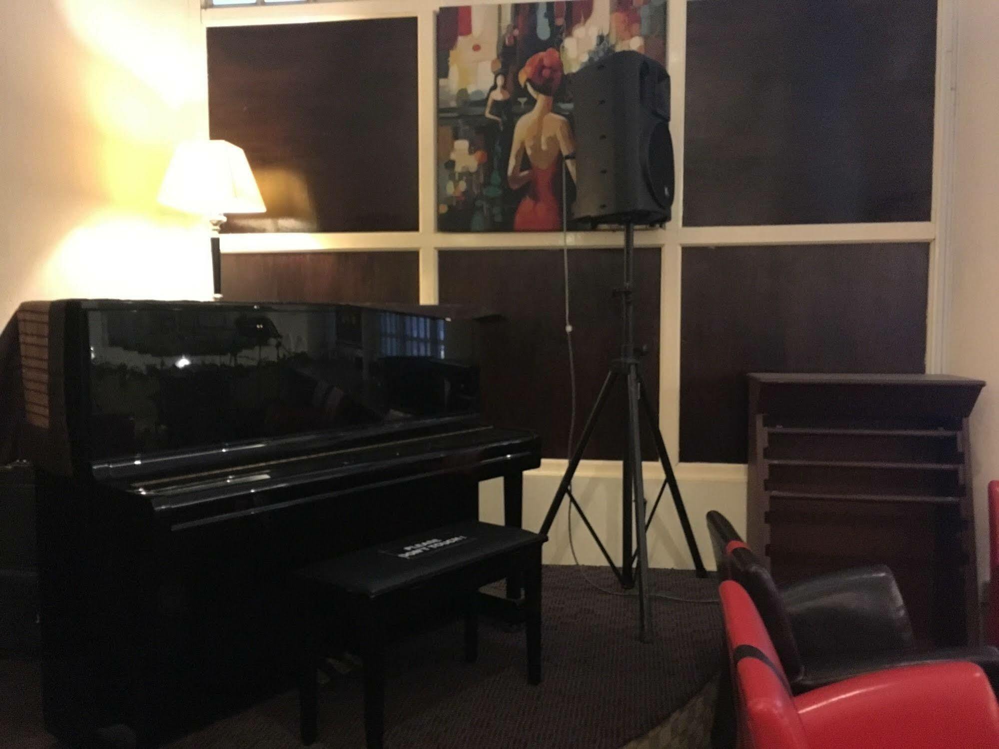Ac Hotel By Marriott Ipoh Bagian luar foto