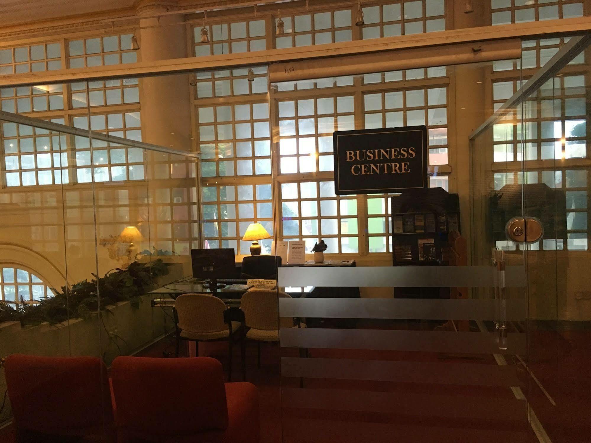 Ac Hotel By Marriott Ipoh Bagian luar foto